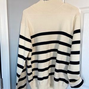 Super soft turtle neck sweater with buttons